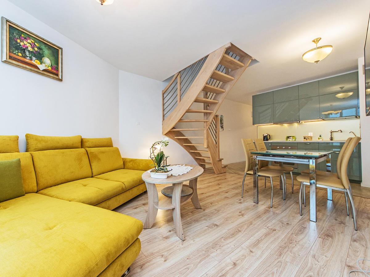 Nadmorski apartament w lesie - Housity