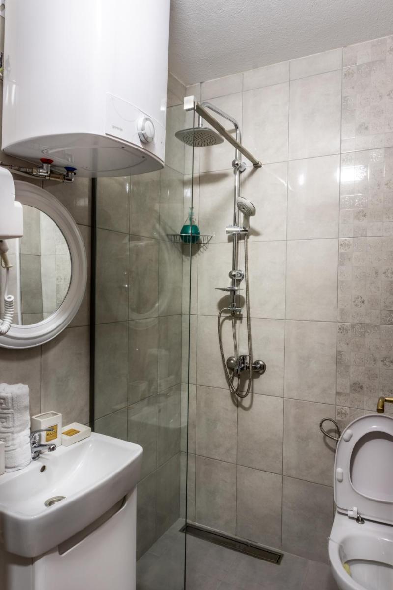 Suitetrails - Clarina All Seasons Rooms & Apartments