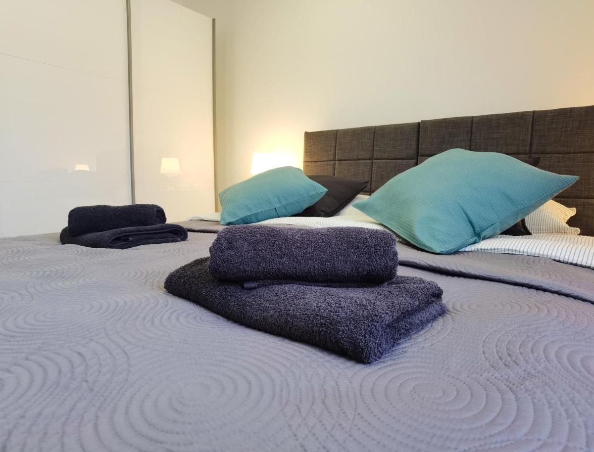 Apartman i studio apartman Vitana - Housity