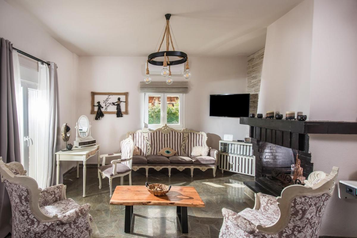 Villa MarNik - with private pool - Housity
