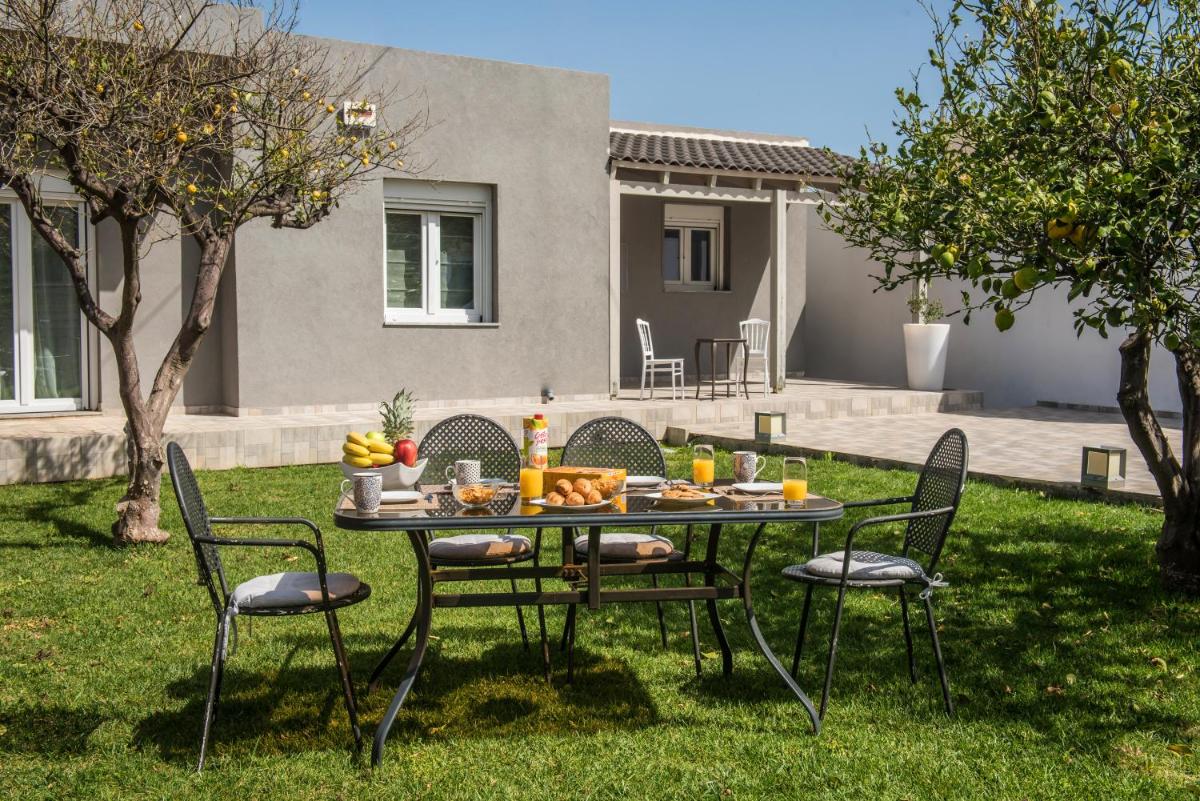 Villa MarNik - with private pool - Housity