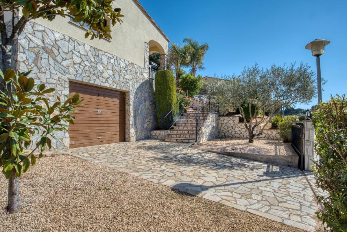 Villa Puig Rosell - Housity