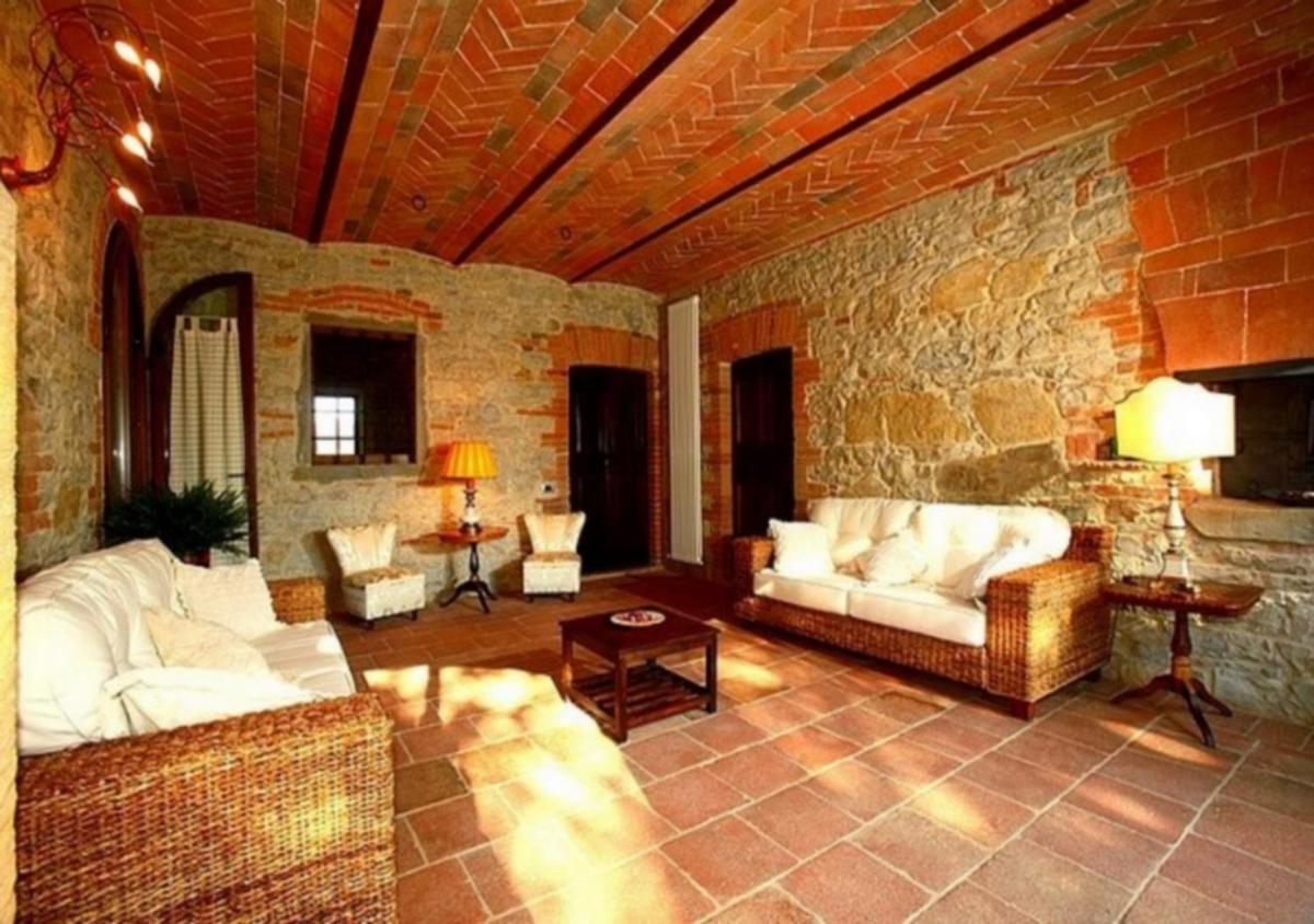 Podere Lucignano Secondo Agriturismo - Hizvo