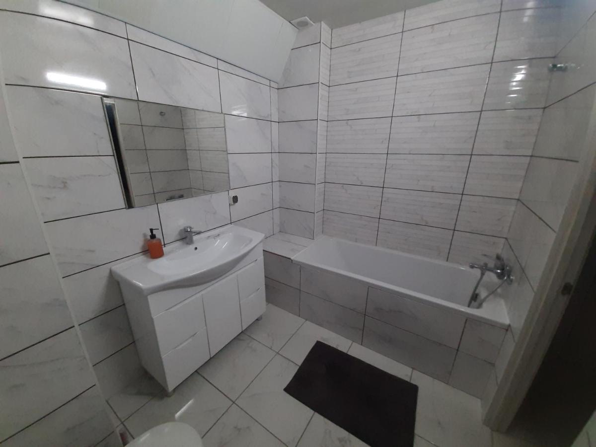 Comfortable apartment Zamostyanska 34а - Housity