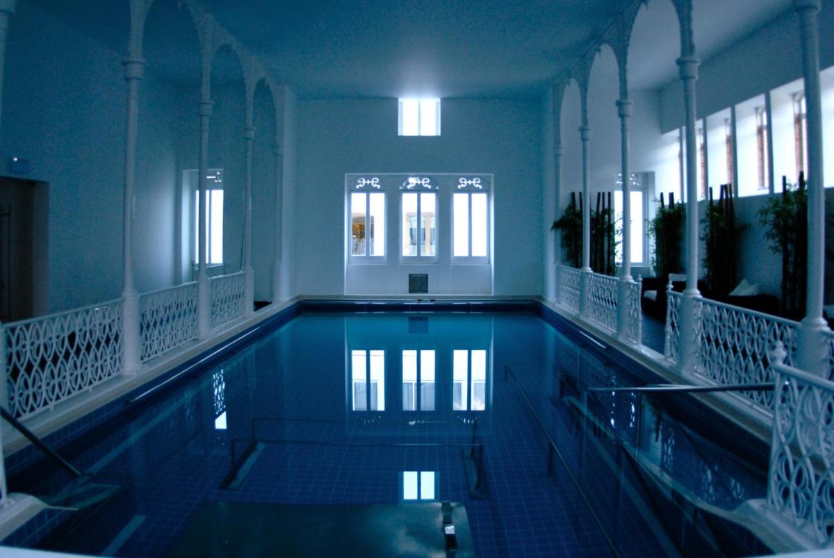 A piscina em ou perto de Grande Hotel De Luso