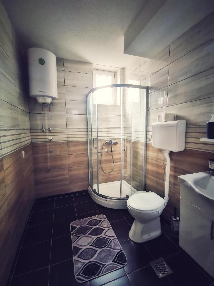 ⋆⋆⋆⋆⋆ Ćuprija LUX Apartments ⋆⋆⋆⋆⋆ Parking and WiFi Included - Housity