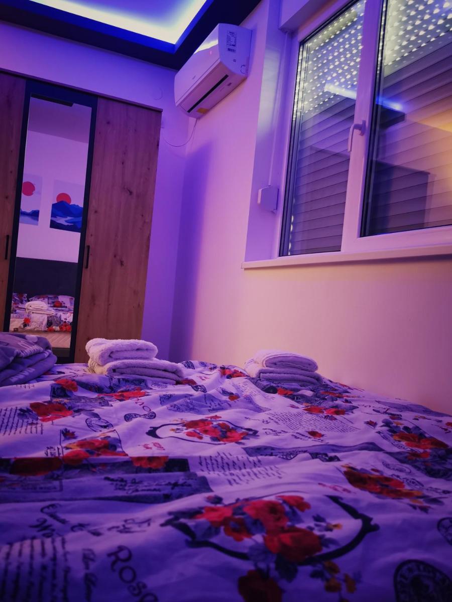 ⋆⋆⋆⋆⋆ Ćuprija LUX Apartments ⋆⋆⋆⋆⋆ Parking and WiFi Included - Housity