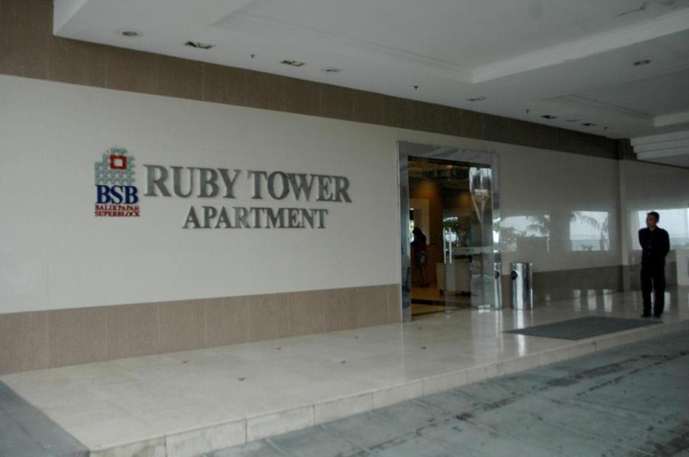 Ruby Tower Apartement - Housity