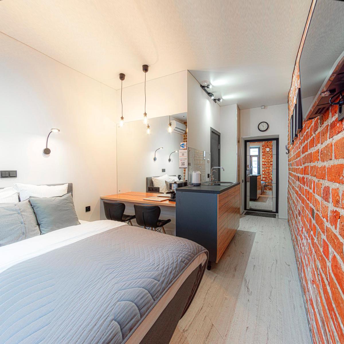 RED SQUARE LoFT APARTMENTs - Housity