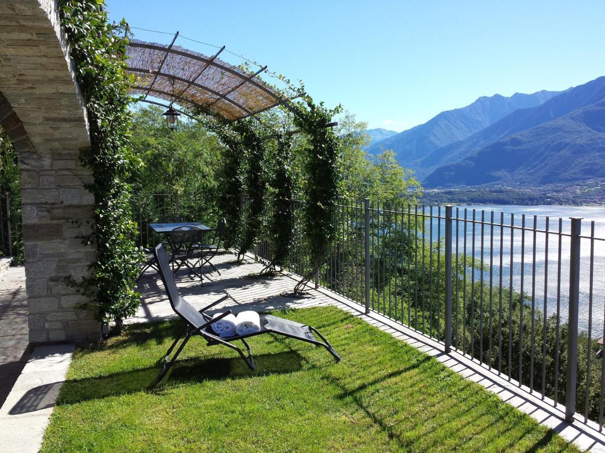 Villa VaLuRi vista magnifica sul Lago di Como Appartamento piano terra - Housity