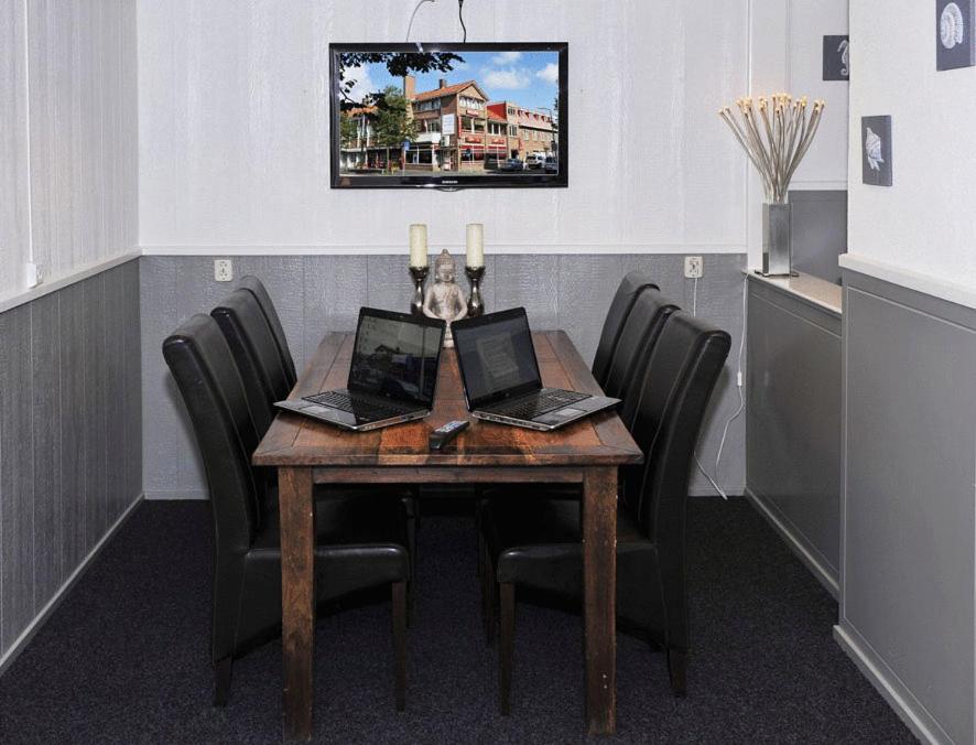 Hotel Royal - Housity