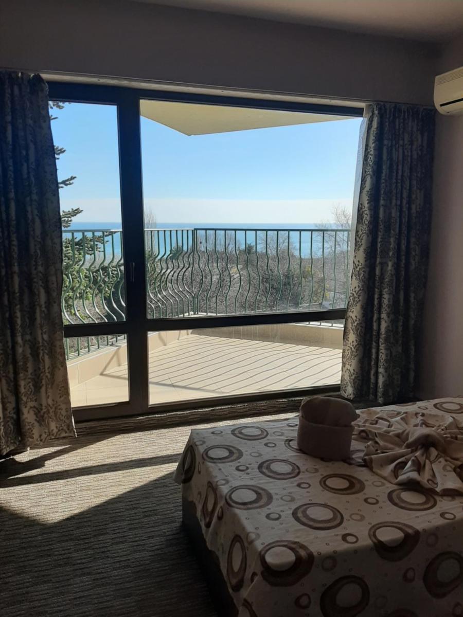 Hotel Silver - All Inclusive, Free parking - Housity
