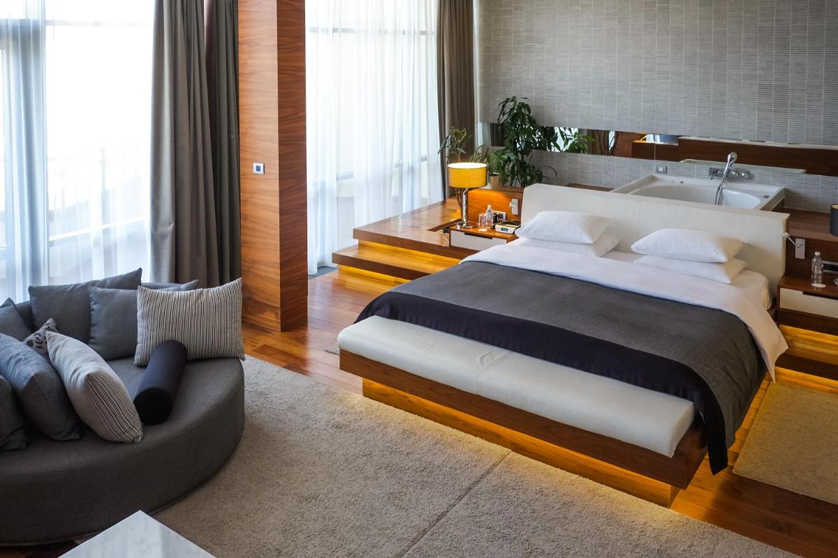 Metropol Grand Hotel Gelendzhik - Housity