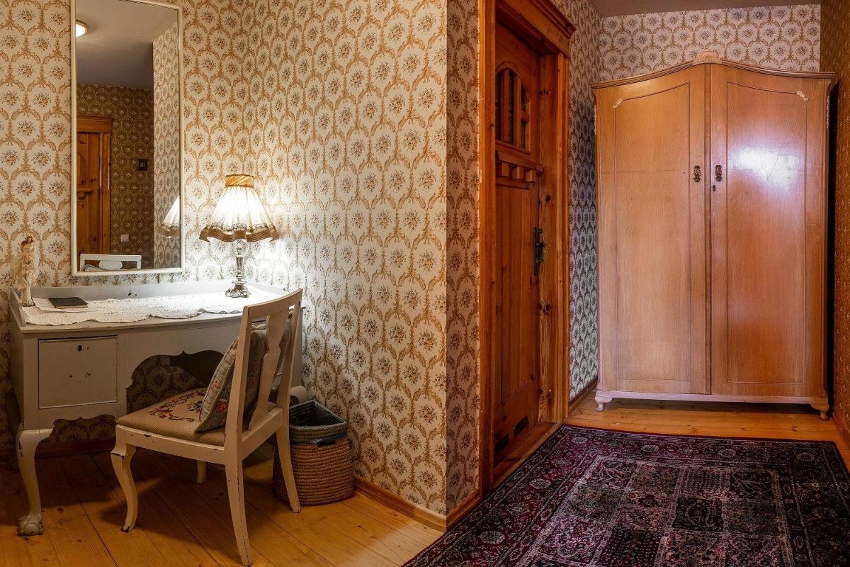 Pakruojis Manor Hotel Miller's house - Housity