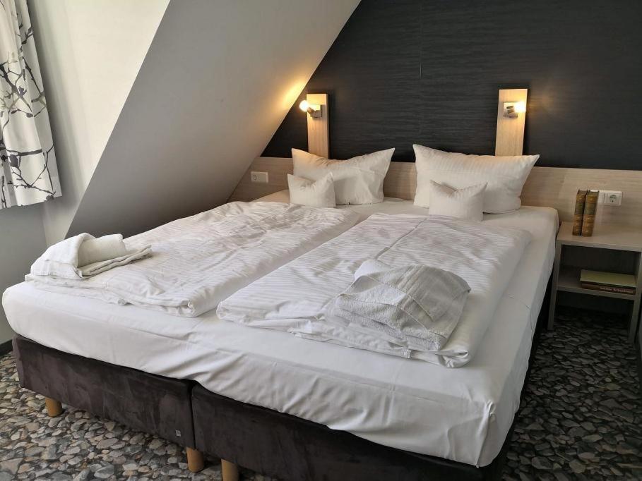 Die Remise Brillant RE-14 - Housity
