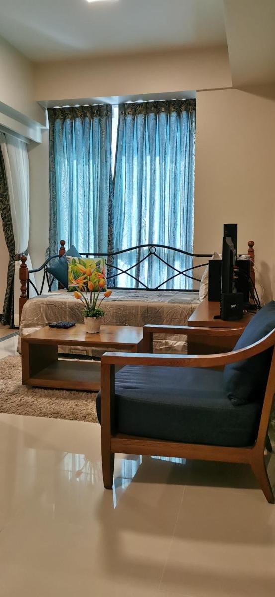 Mactan Newtown Deluxe Island Breeze - Housity