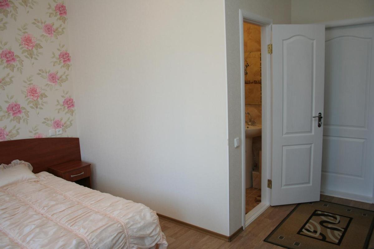 Hotel Aleksandria - Housity