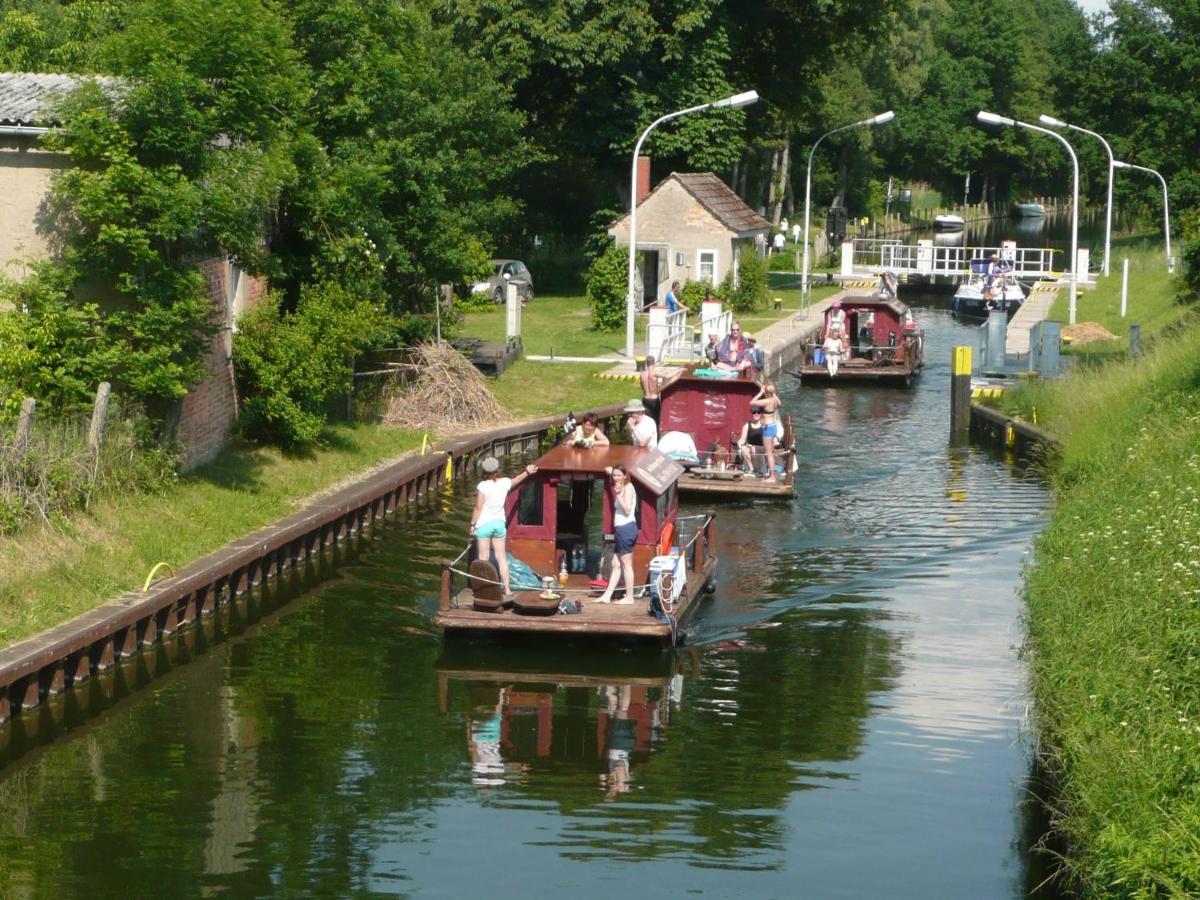Lakeside House Strasen - Housity