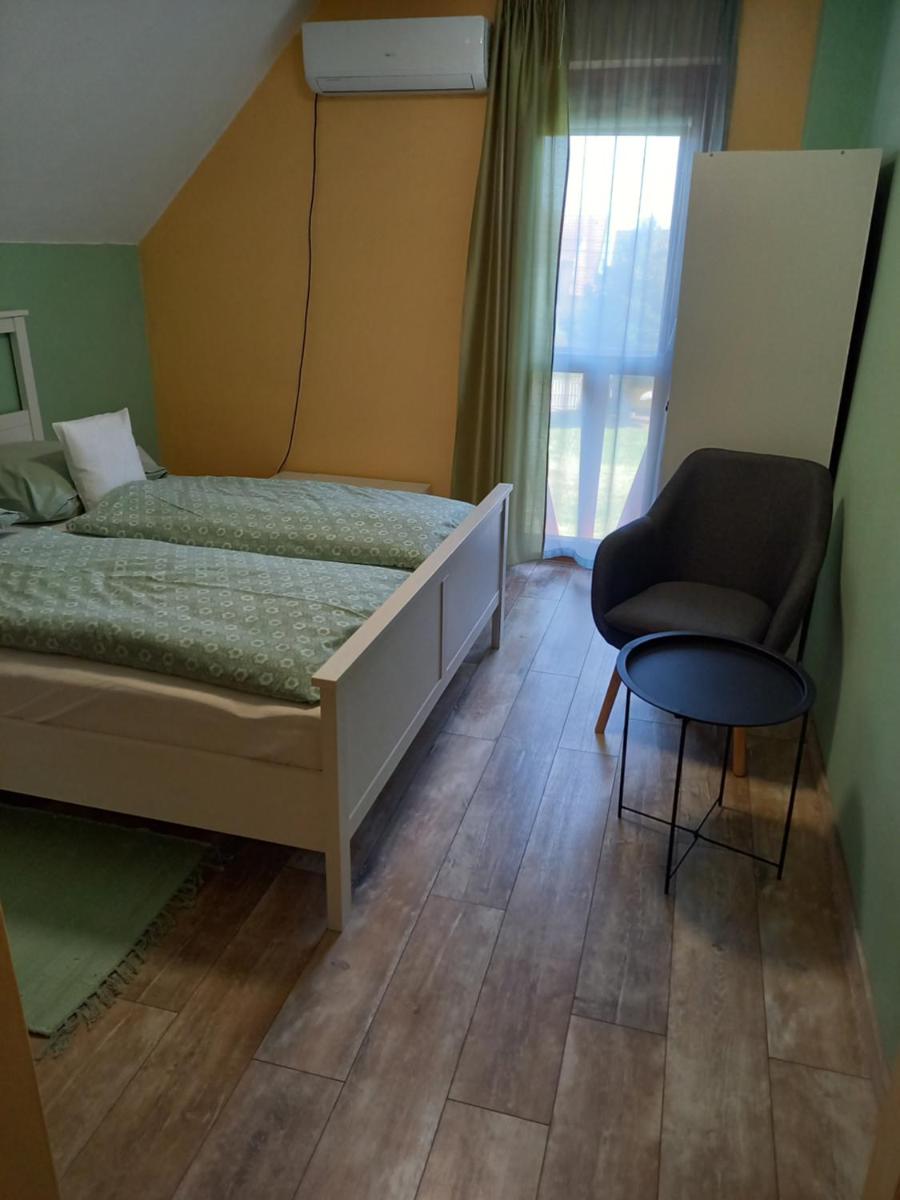 Burai Vendégház - Housity