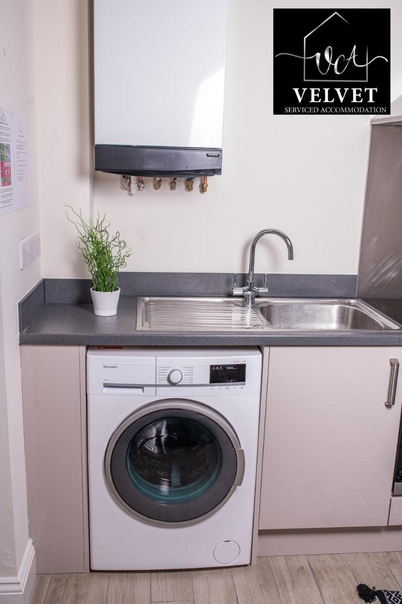 1 Bed House at Velvet Serviced Accommodation Swansea with Free Parking & WiFi - SA1 - Housity