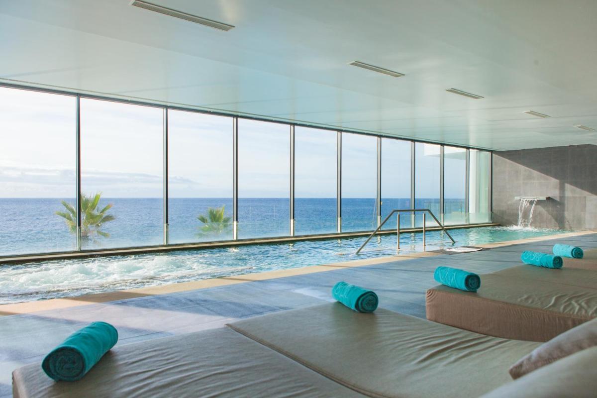 A piscina em ou perto de VidaMar Resort Hotel Madeira