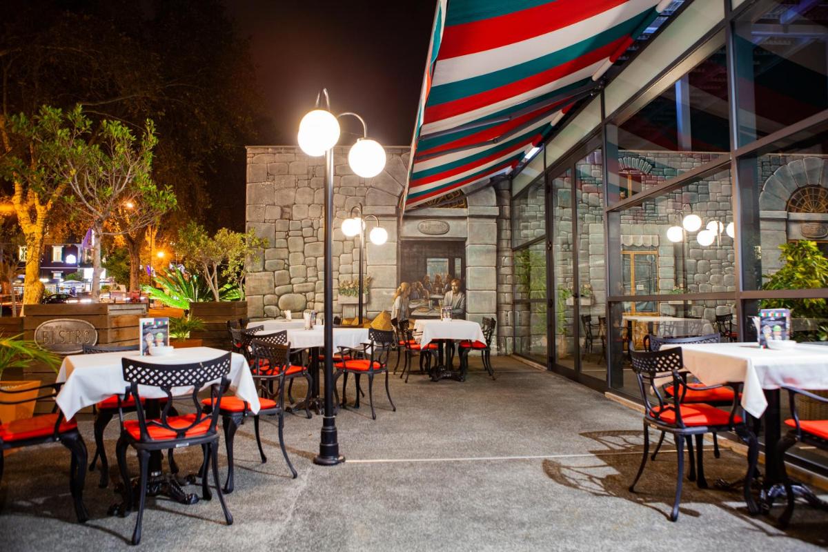 Um restaurante ou outro lugar para comer em VidaMar Resort Hotel Madeira