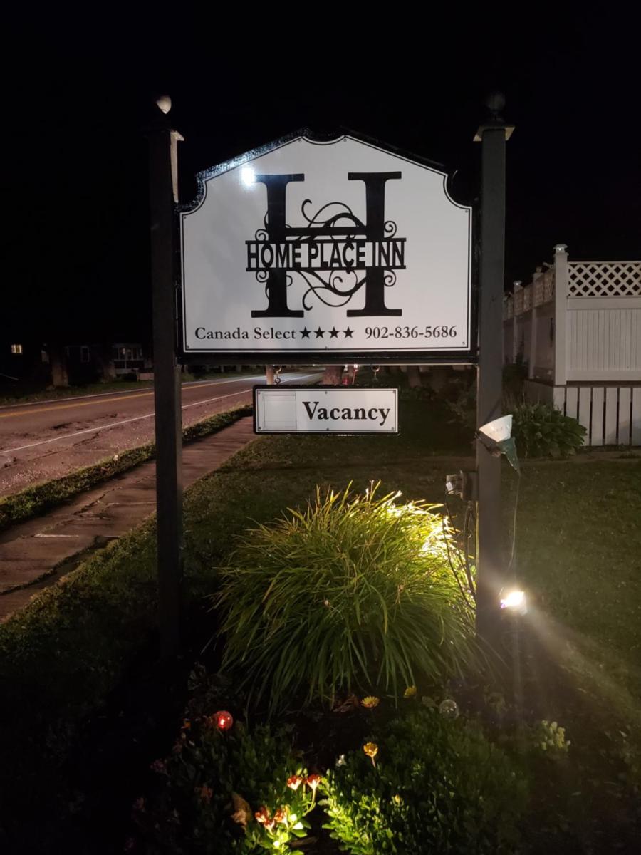 The Home Place Inn - Housity