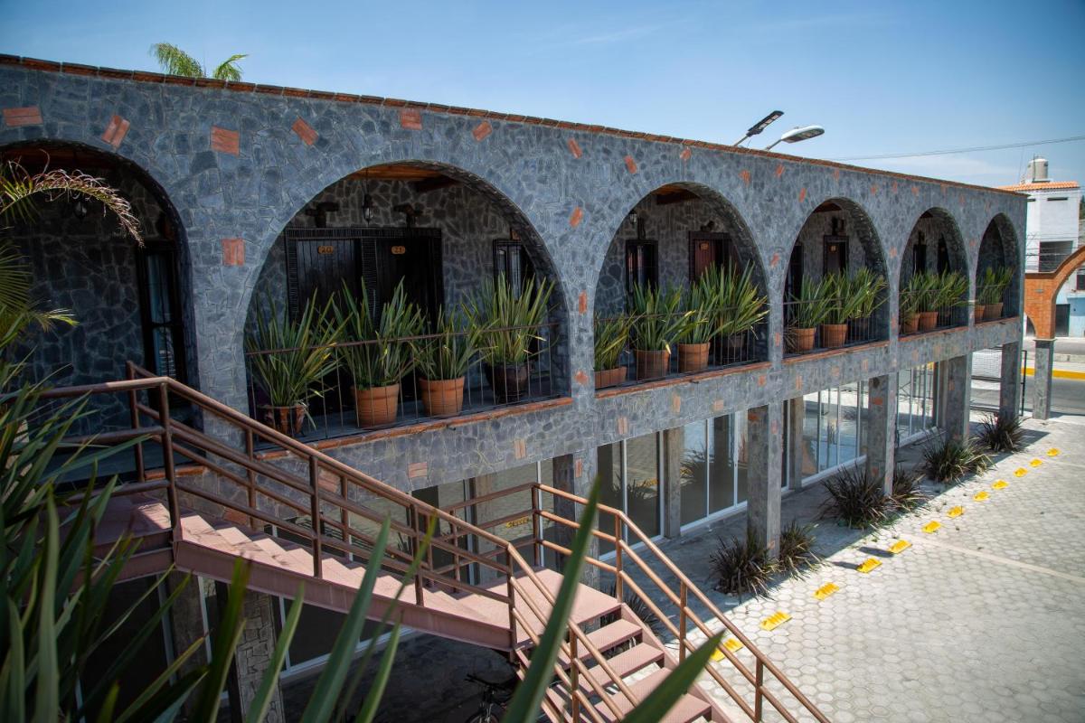 Hotel Vitorina Cholula - Housity