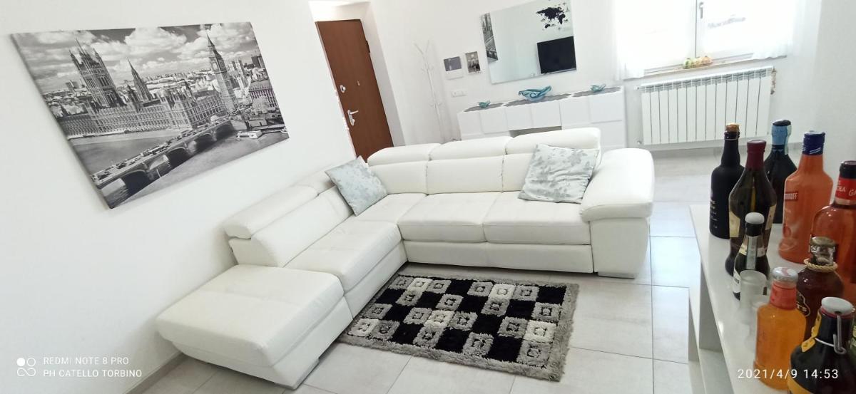 La Villa degli Dei - Guest House - Housity