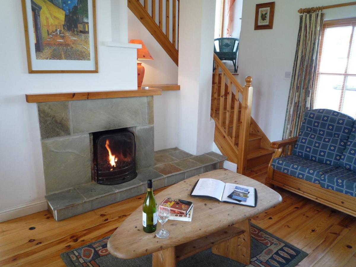 Achill Sound HV No 7 - Housity