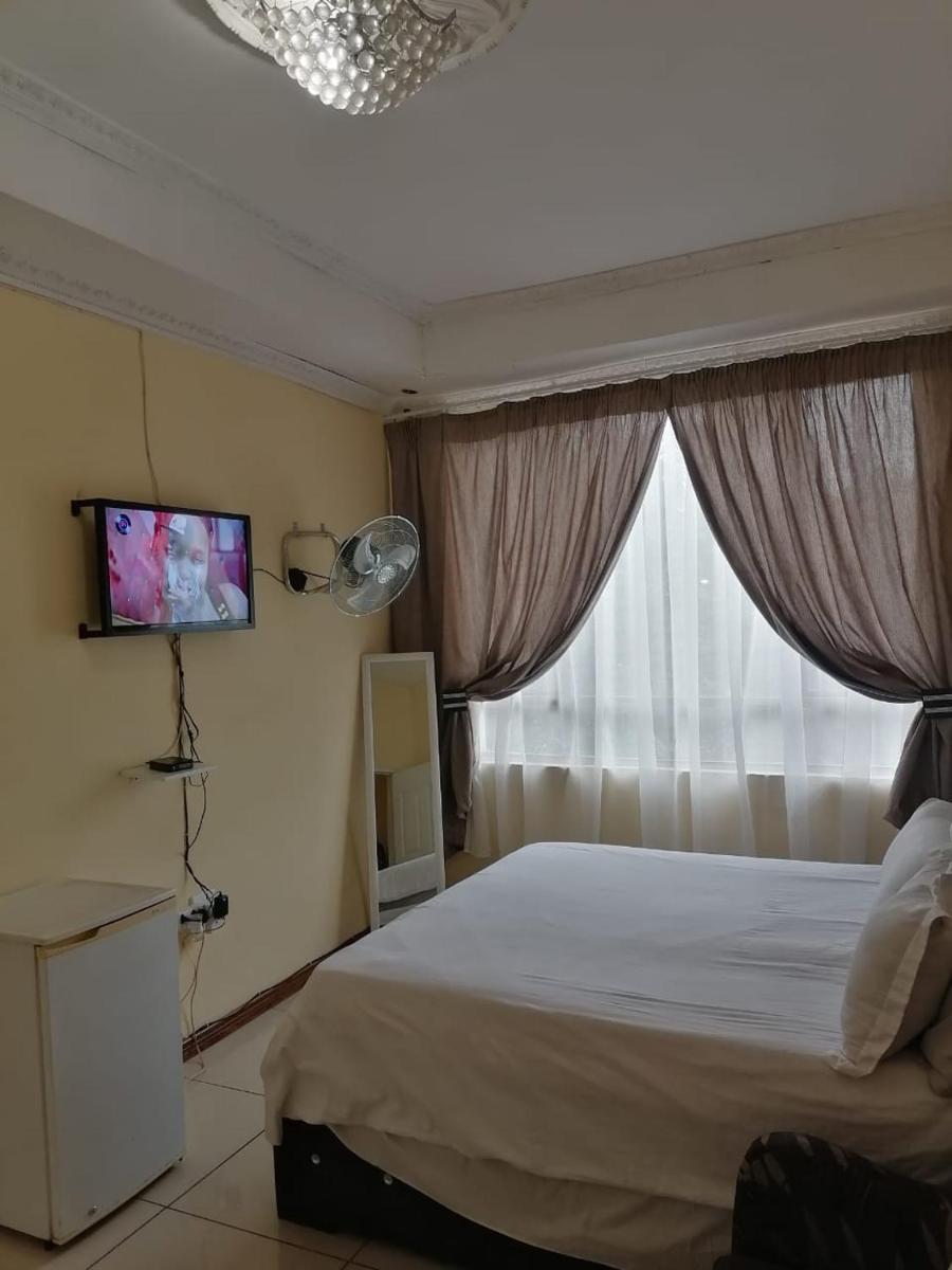 Royal Delight Guest House - Housity