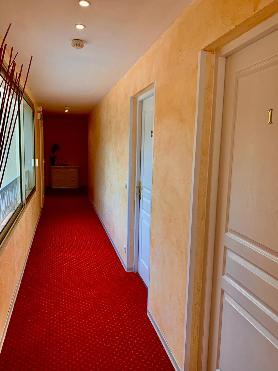 Photo de la galerie de l'établissement Hôtel Beau Soleil, au Lavandou
