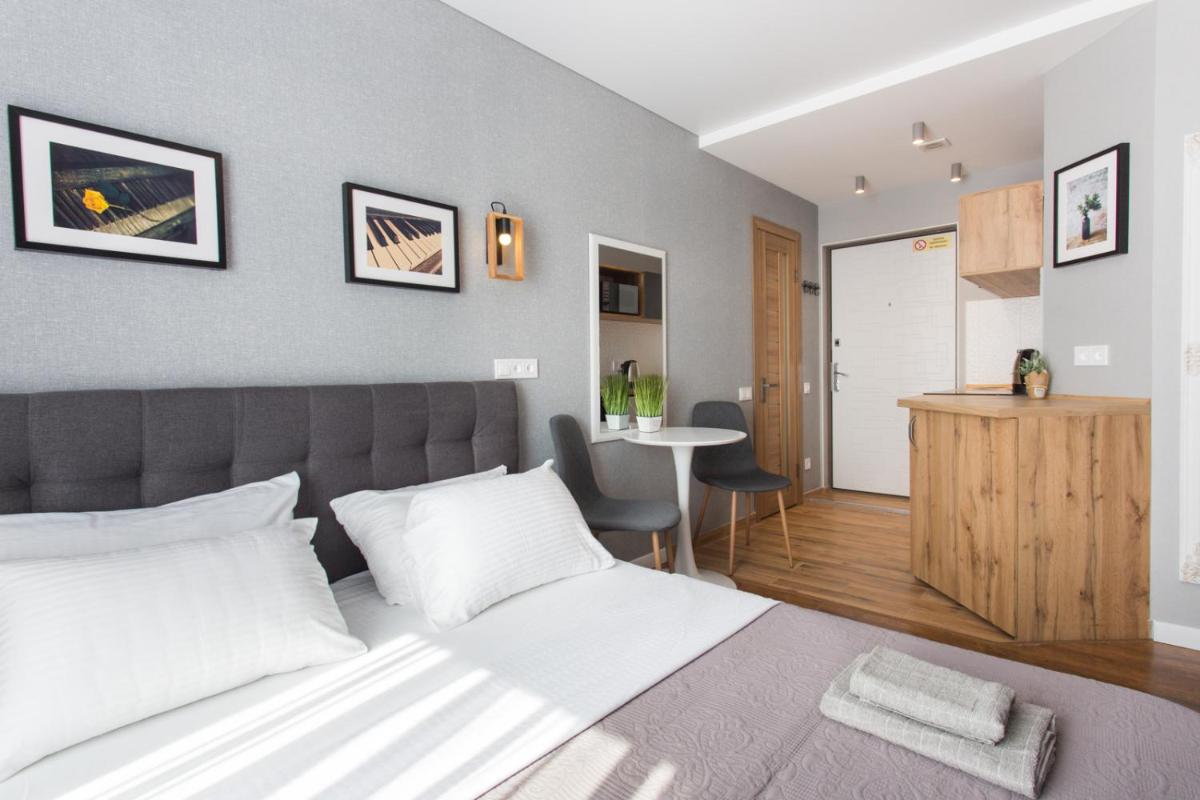 Suitetrails - Studio with City View - Hrekivska str. 5-1