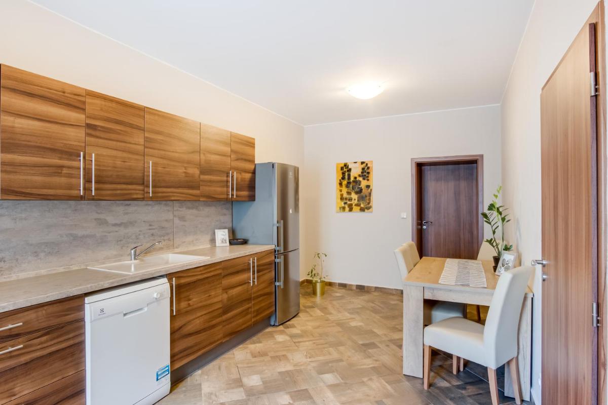 Euro Apartments Křenová 75 Brno - Housity
