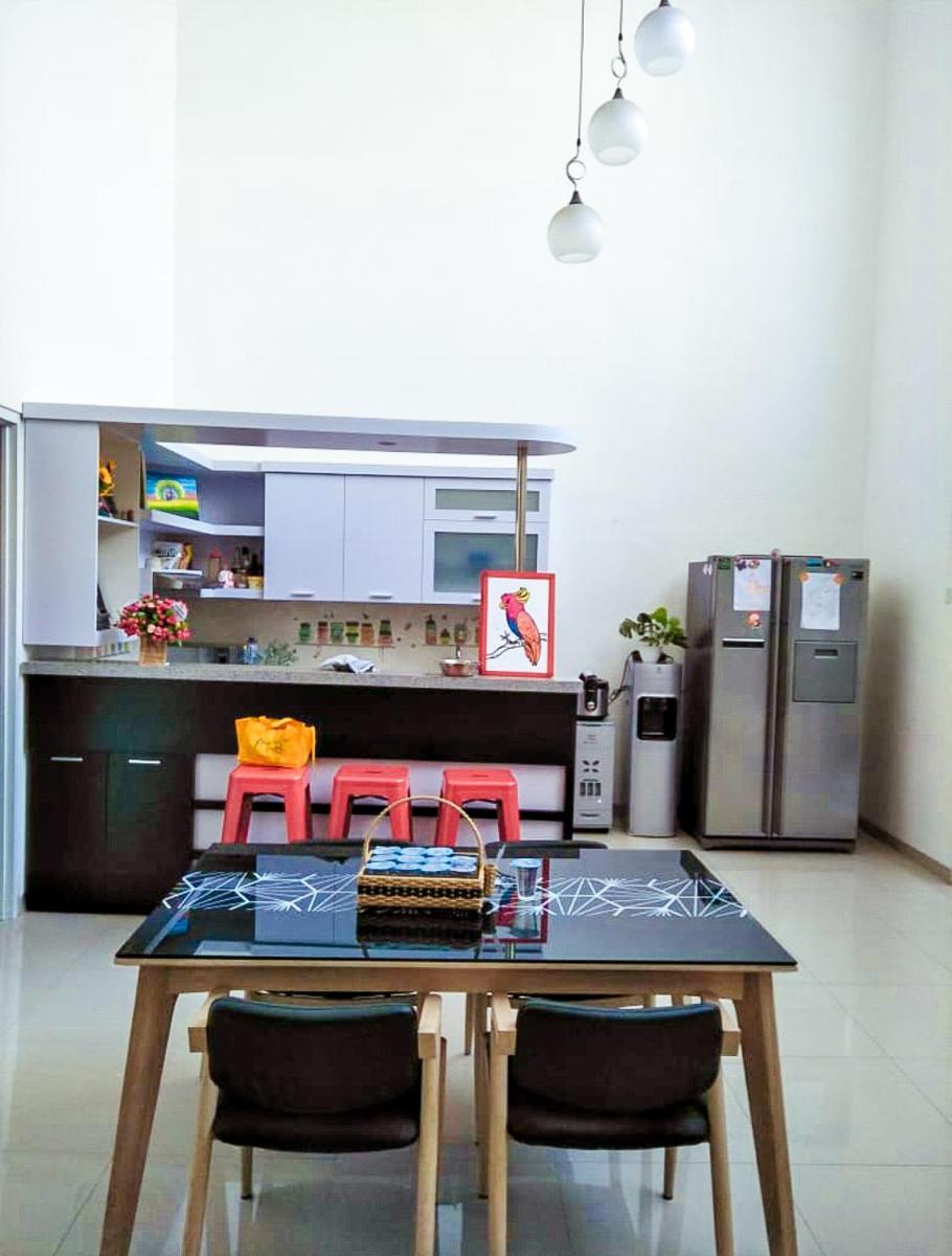 Villa Mangli Monochrome Syariah by eComerceloka - Housity
