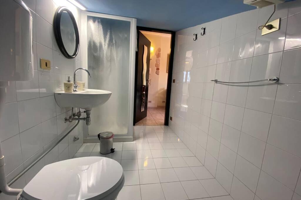 Tiny CostaBella - Housity