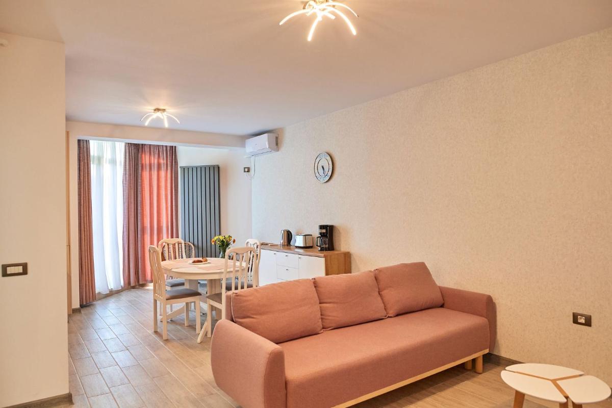 Blu Sea view Apartment - Spa Pools beach resort - Housity
