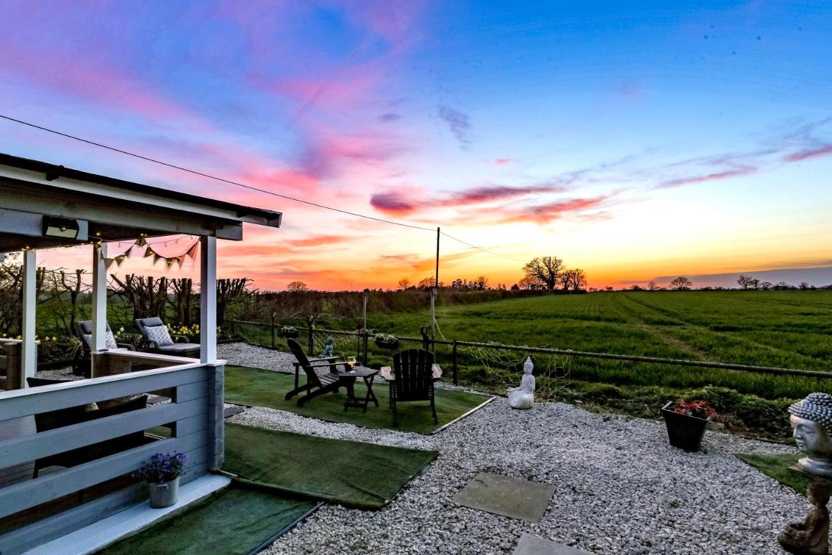 Sunset log cabin - Housity
