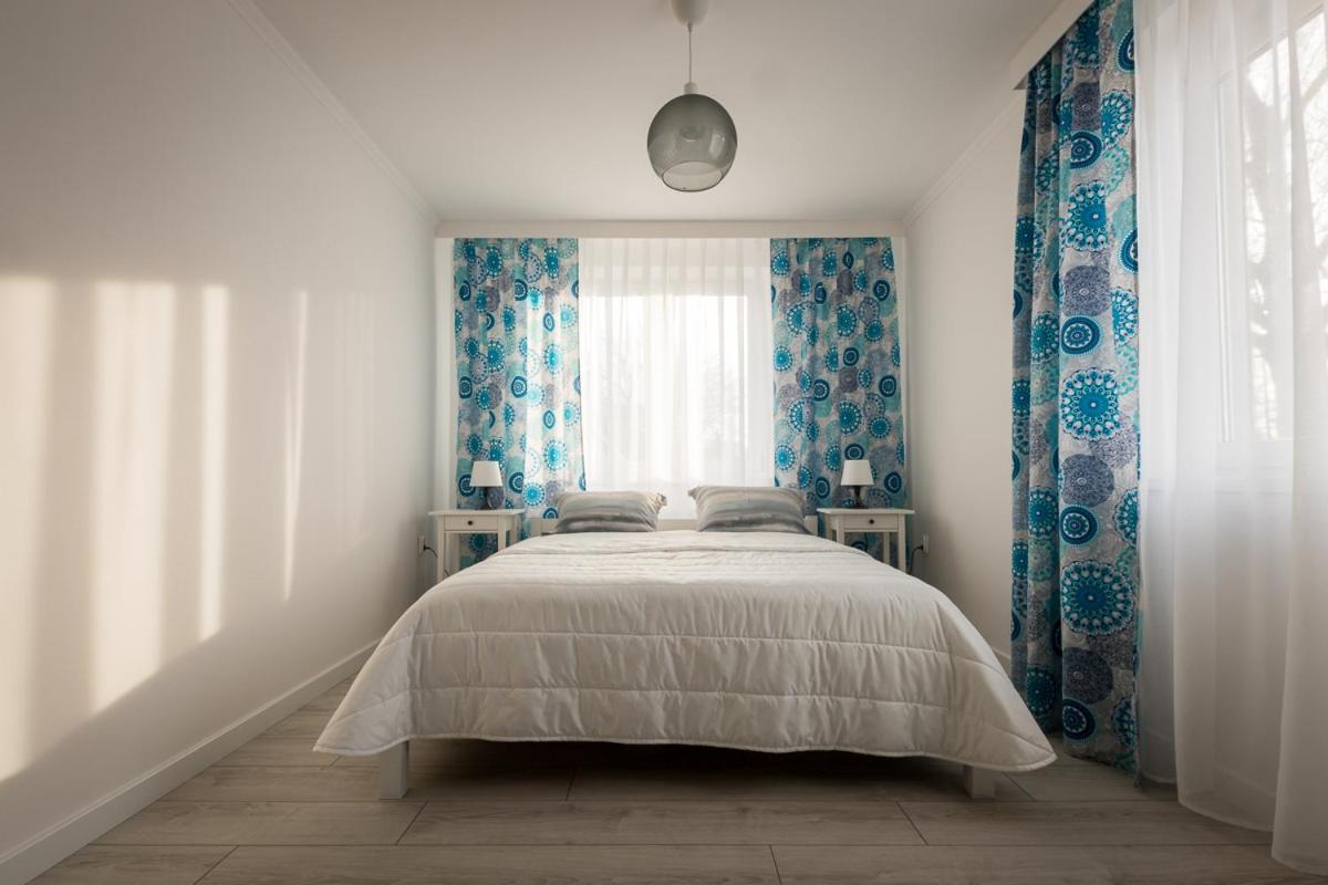 ApartsW241 - Housity