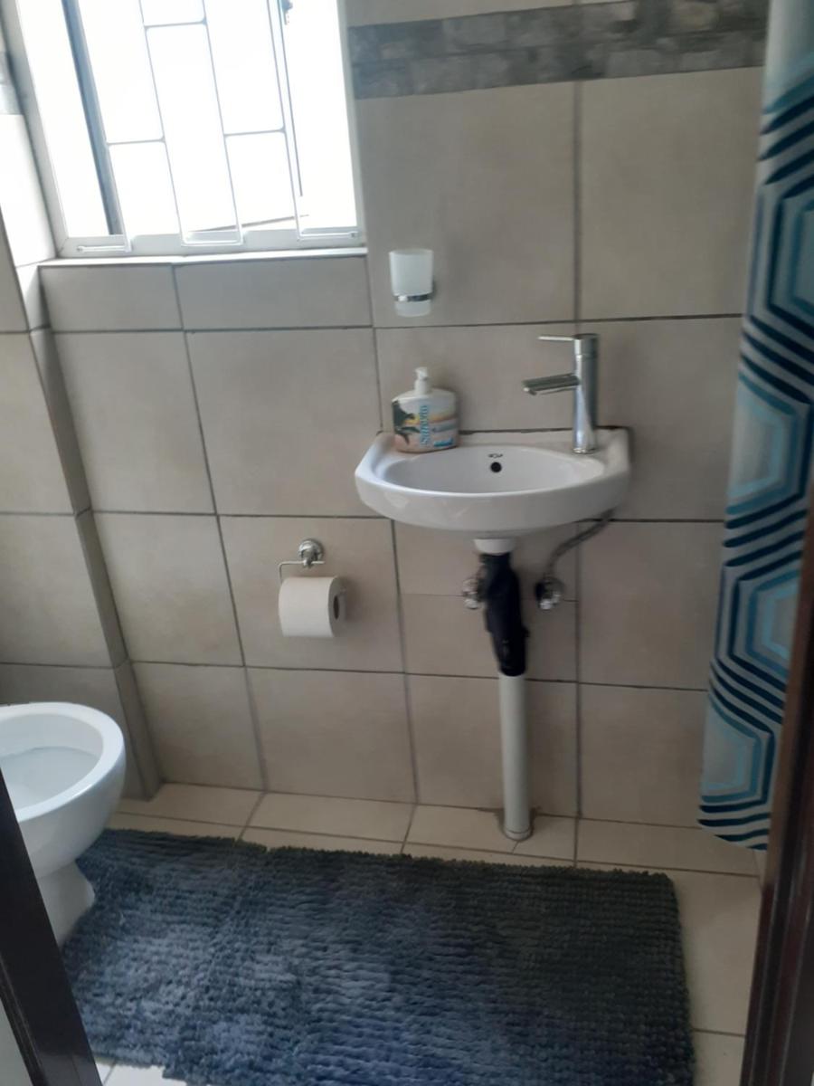 Suitetrails - Ruros Guest House