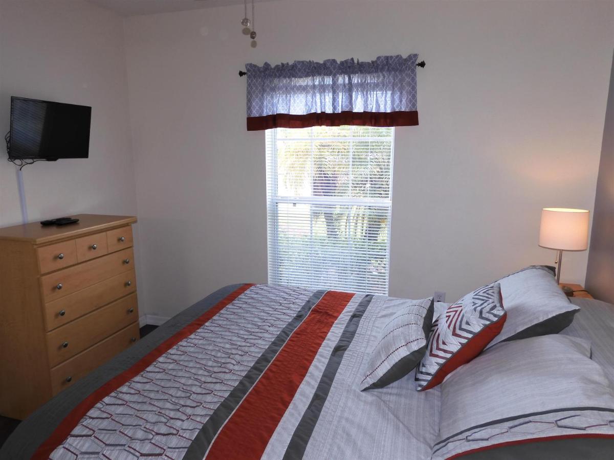 Shaboo's Villa, Perfect Vacation Home, ALL THE FUN! - Housity
