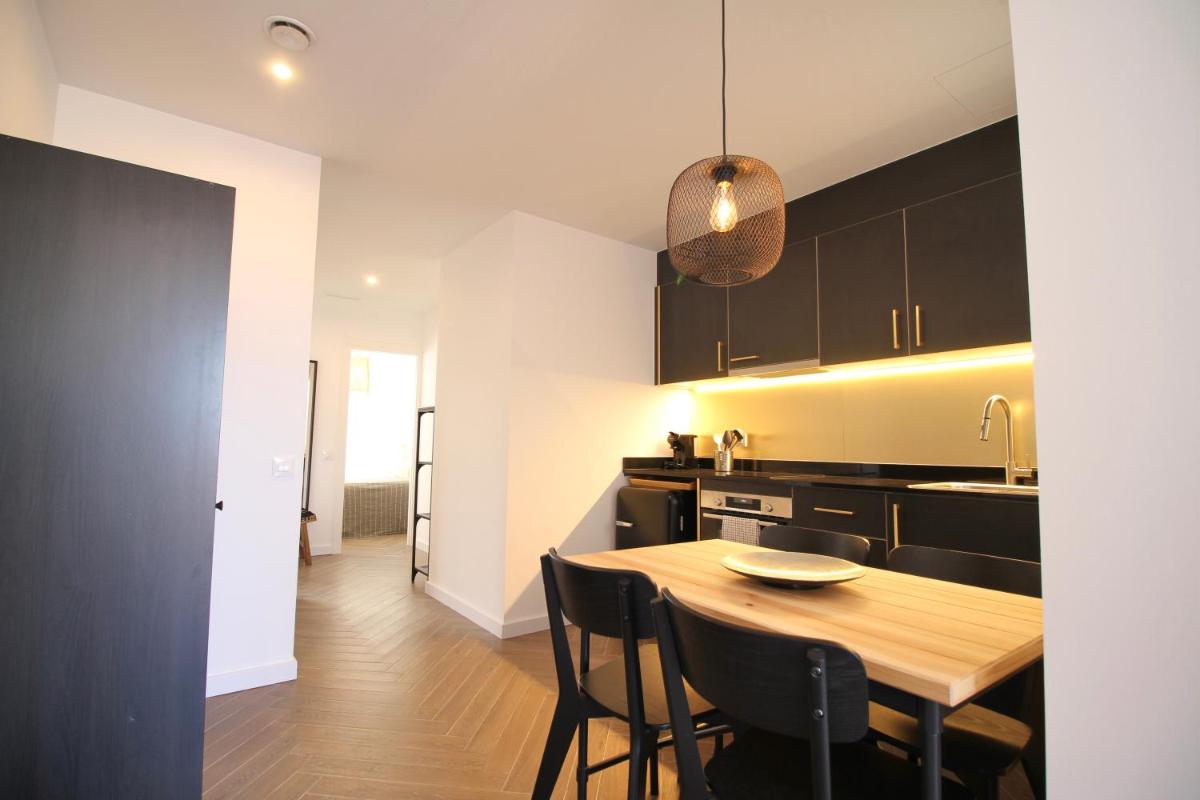 Atic Port Experience - Housity
