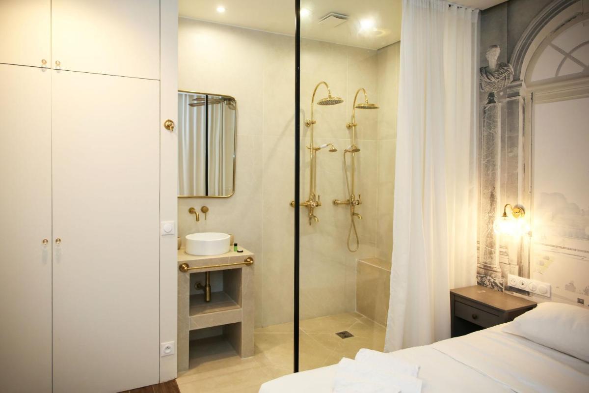 ZZZ poetic- 2P - Housity