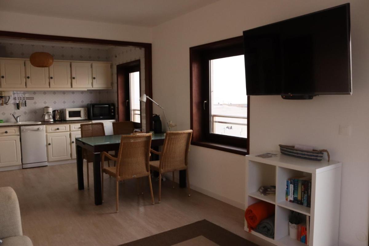Suitetrails - Beachfront apartment