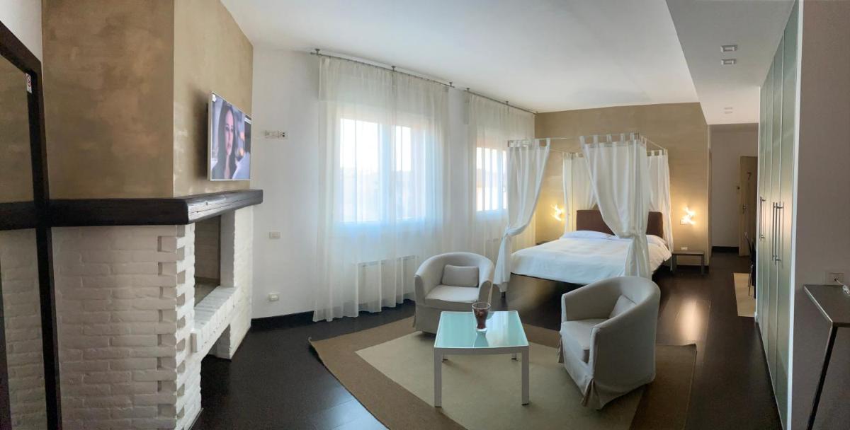 Hotel Angi - Housity