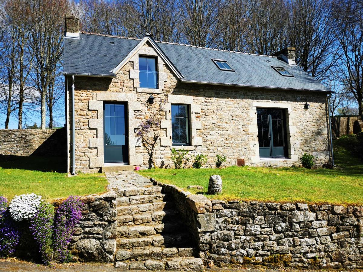 Maison 2 Ch - 7 Pers - au coeur du Château de Bothané - Housity