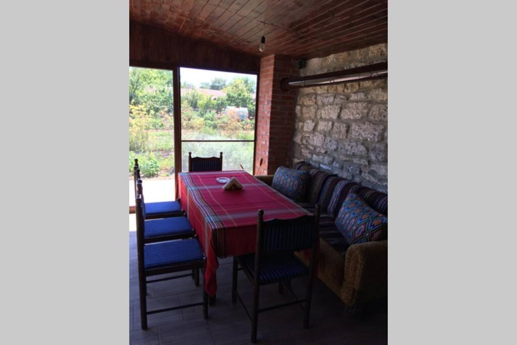 Suitetrails - Guest House Kostadinovi