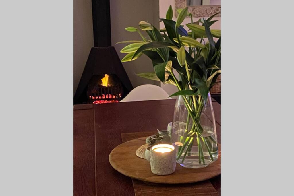Sunny Open living family home in the Winelands - Housity