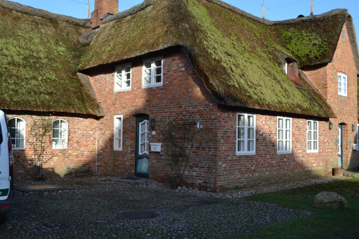 Ferienhaushälfte am Museum - Housity
