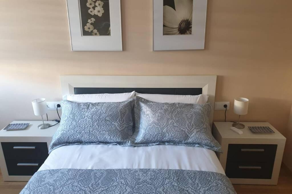 Apartamento para 5 personas frente al mar con piscina y parking - Housity